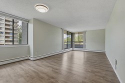 302-3755 Bartlett Court Burnaby, BC V3J 7G7