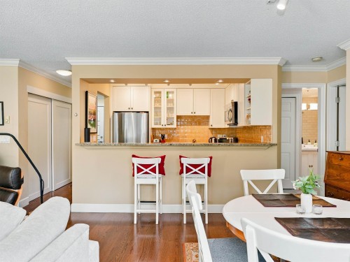 308-3788 8Th Avenue W, Vancouver, BC 