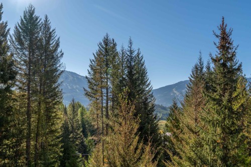 8476 Matterhorn Drive, Whistler, BC 