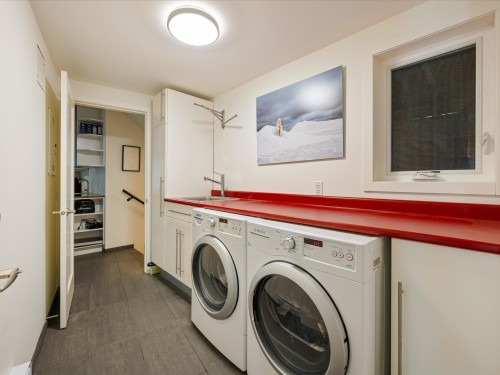 8476 Matterhorn Drive, Whistler, BC 