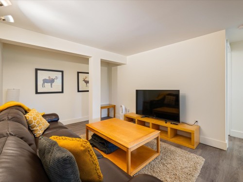 8476 Matterhorn Drive, Whistler, BC 