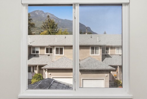 16-40200 Government Road, Squamish, BC 