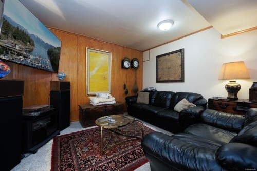 21-1174 Inlet Street, Coquitlam, BC 