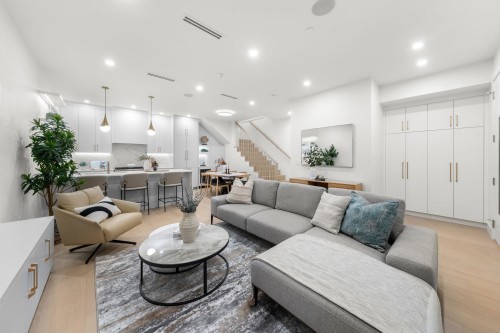 1-1582 2Nd Avenue E, Vancouver, BC 