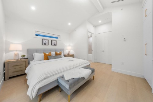 1-1582 2Nd Avenue E, Vancouver, BC 