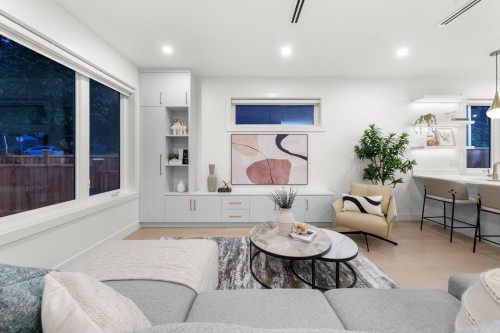 1-1582 2Nd Avenue E, Vancouver, BC 