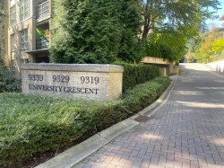 312-9319 University Crescent Burnaby, BC V5A 4Y5
