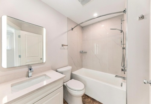13-4288 Sardis Street, Burnaby, BC 