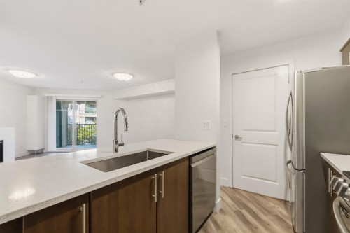 327-12248 224 Street, Maple Ridge, BC 