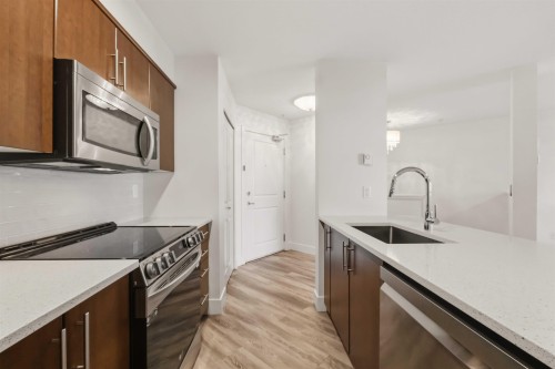 327-12248 224 Street, Maple Ridge, BC 