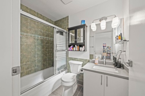 112-2211 No. 4 Road, Richmond, BC 
