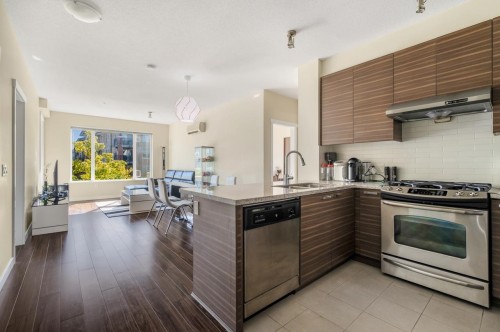 237-9399 Odlin Road, Richmond, BC 