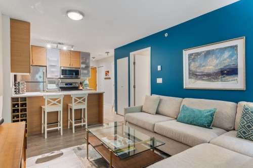 306-977 Mainland Street, Vancouver, BC 