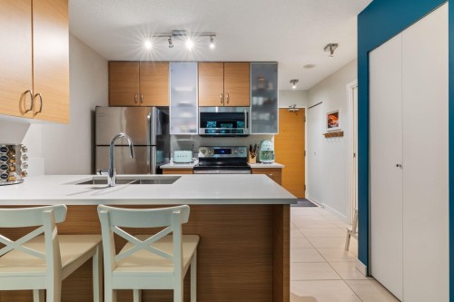 306-977 Mainland Street, Vancouver, BC 