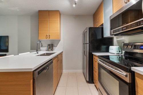 306-977 Mainland Street, Vancouver, BC 