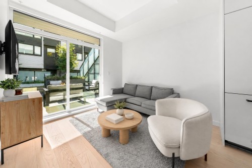 127-650 2Nd Street E, North Vancouver, BC 