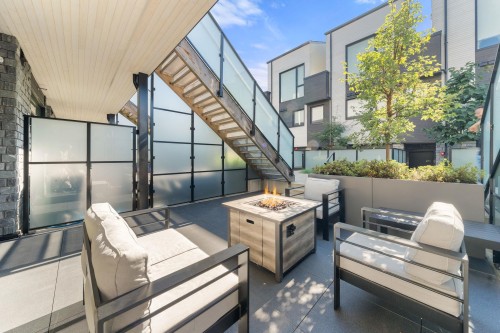 127-650 2Nd Street E, North Vancouver, BC 