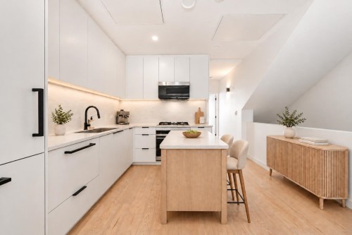 127-650 2Nd Street E, North Vancouver, BC 