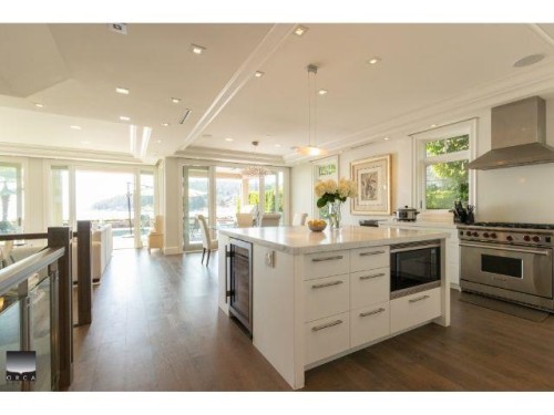 4460 Ross Crescent , West Vancouver, BC V7W 1B2 5