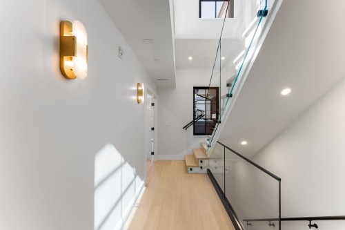 1683 Nelson Street, Vancouver, BC 