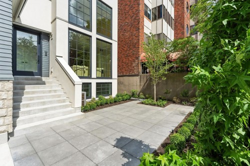 1683 Nelson Street, Vancouver, BC 