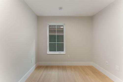 1683 Nelson Street, Vancouver, BC 