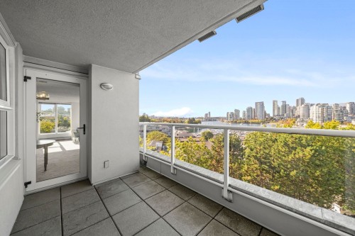 904-522 Moberly Road, Vancouver, BC 