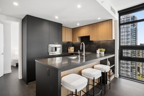 2004-6608 Sussex Avenue, Burnaby, BC 