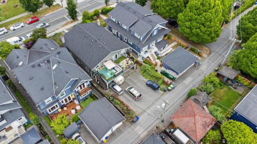 18-24 16Th Avenue W, Vancouver, BC 