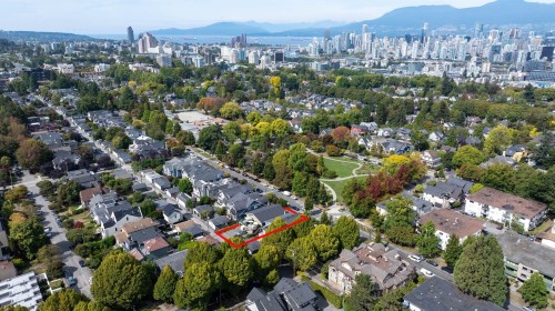 18-24 16Th Avenue W, Vancouver, BC 