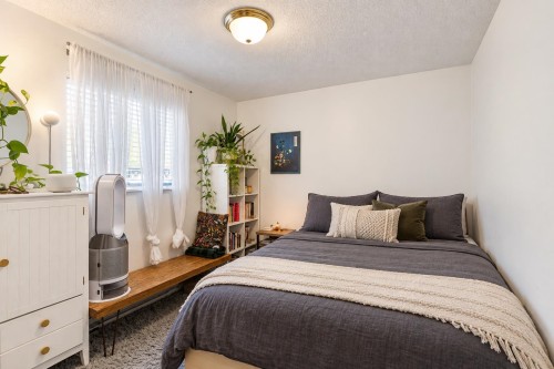 18-24 16Th Avenue W, Vancouver, BC 