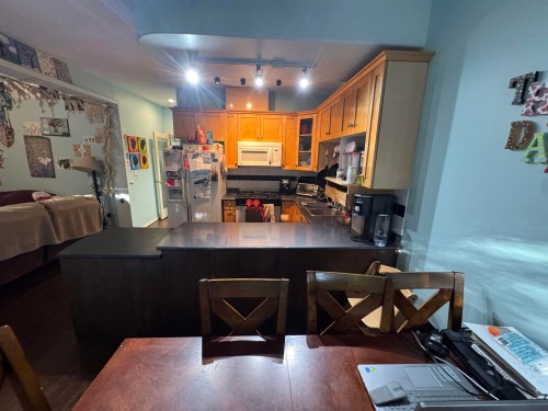 6693 Canada Way, Burnaby, BC 