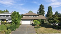 21583 126 Avenue Maple Ridge, BC V4R 2H1
