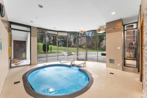 909-7088 18Th Avenue, Burnaby, BC 