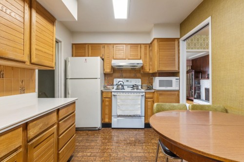 4590 Highland Boulevard, North Vancouver, BC 