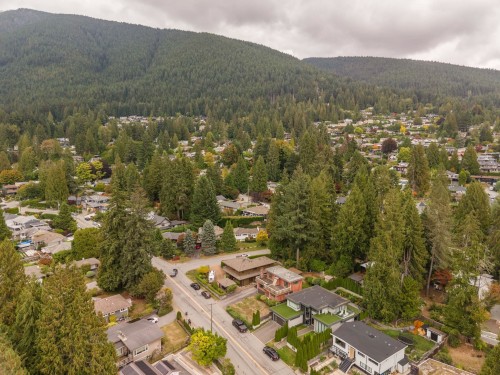 4590 Highland Boulevard, North Vancouver, BC 