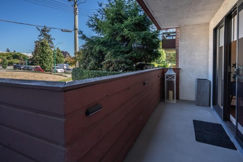 107-7180 Linden Avenue, Burnaby, BC 