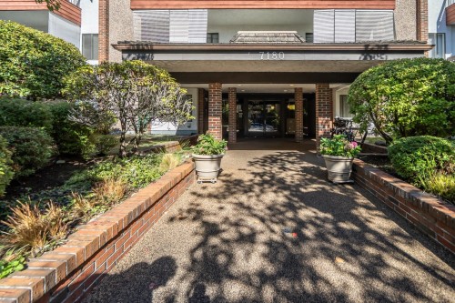 107-7180 Linden Avenue, Burnaby, BC 