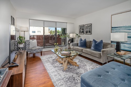 107-7180 Linden Avenue, Burnaby, BC 