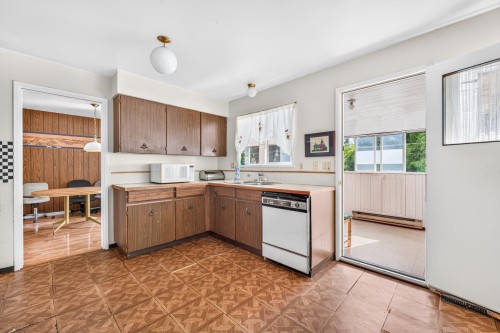9880 Francis Road, Richmond, BC 