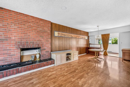 9880 Francis Road, Richmond, BC 