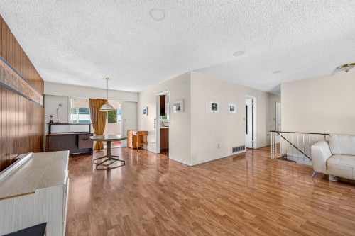 9880 Francis Road, Richmond, BC 