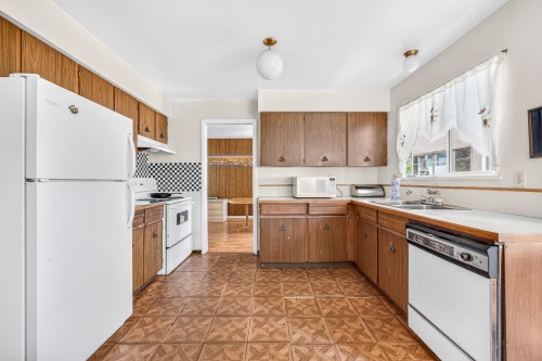 9880 Francis Road, Richmond, BC 