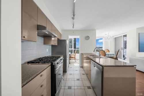 3002-1438 Richards Street, Vancouver, BC 