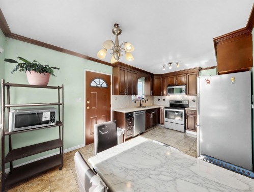 6654 Linden Avenue, Burnaby, BC 
