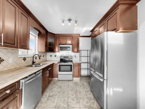 6654 Linden Avenue, Burnaby, BC 