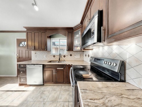 6654 Linden Avenue, Burnaby, BC 