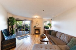 206-215 Twelfth Street New Westminster, BC V3M 4H4