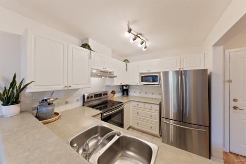 206-215 Twelfth Street, New Westminster, BC 