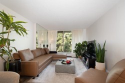 901-2020 Fullerton Avenue North Vancouver, BC V7P 3G3